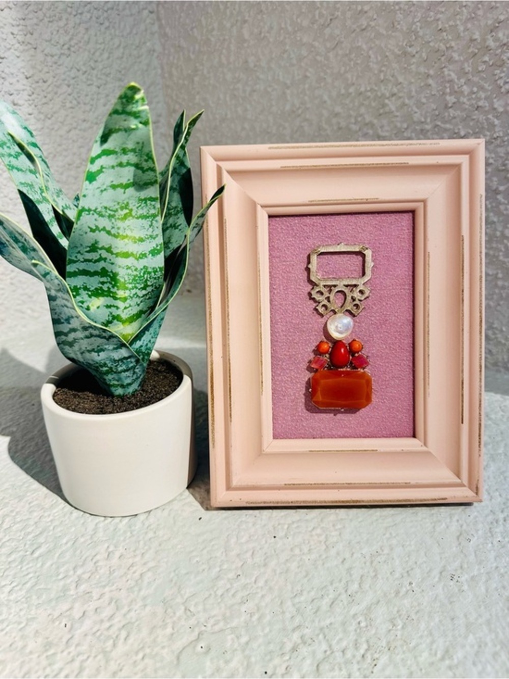 Framed Red Jewel Mixed Media Wall Art 4x6